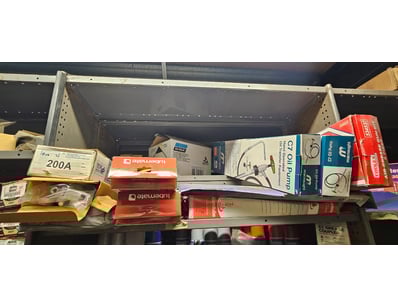 Distribution Business Equipment Liquidation (ON... - Lot 544