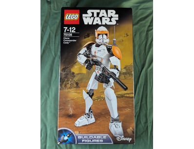 **UNRESERVED** LIFETIME COLLECTION OF LEGO PART... - Lot 213