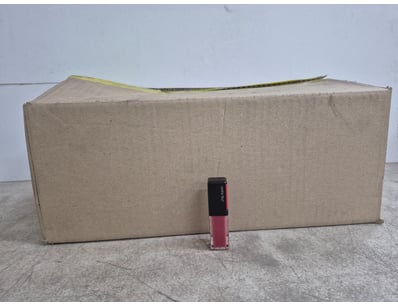 Beauty & Cosmetic Supplies - Liquidation (A1006) - Lot 689