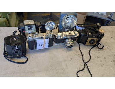 VINTAGE FOLDING RANGEFINDER CAMERA COLLECTION - RE...