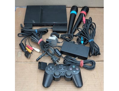 Gadgets, Music & Pastimes (A1007) - Lot 601