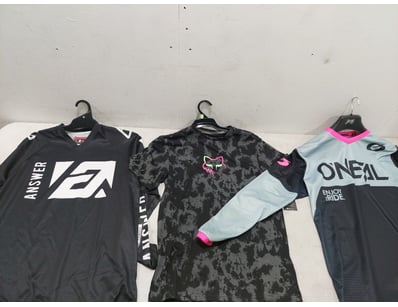 Motorcycle Apparel & Accessories (NSWA981) - Lot 122