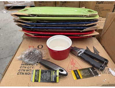 RRP: $1,440 BOX LOT - Q kitchenware lot comprising...