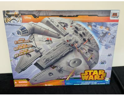 **UNRESERVED** LIFETIME COLLECTION OF LEGO PART... - Lot 876