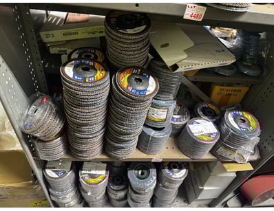 Distribution Business Equipment Liquidation (ON... - Lot 481