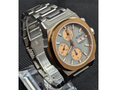 Affordable Watch Market (A999) - Lot 506