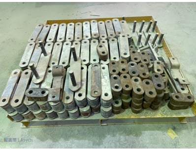 Unused heavy-duty 9-inch pitch elevator chain part...