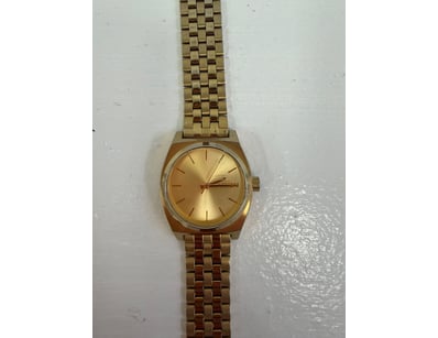 Nixon Watch Happy Medium Model

