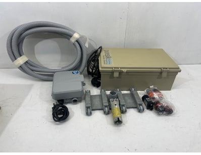 Gadgets, Music & Pastimes (VICA995) - Lot 6