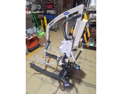 Birdie Evo Compact 150kg for seated patient transf...