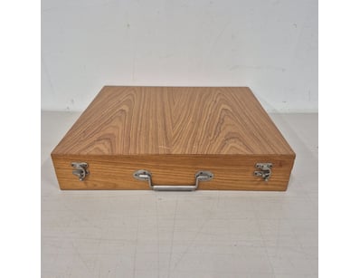 Antique & Vintage Showcase (A979) - Lot 750