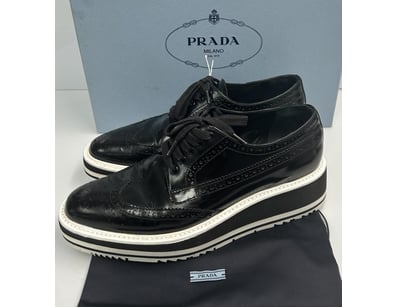 Luxury Pawnbroker Christmas Sale PART 2 (A984) - Lot 346