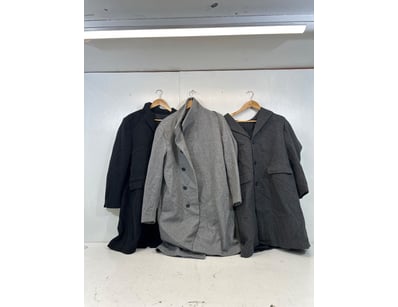 Entire Vintage Clothing Store Liquidation (ON11... - Lot 173