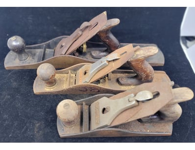 Antiques, Vintage & Interior Treasures (A1004) - Lot 571