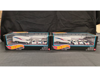 2X HOT WHEELS PREMIUM TRANSPORT FLEET FLYER BMW M-...