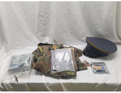 Historic Arms & Militaria (A987) - Lot 5508