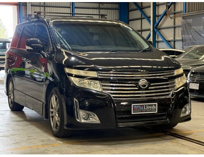 2011 Nissan Elgrand highway star PE52

Year: 2011
...