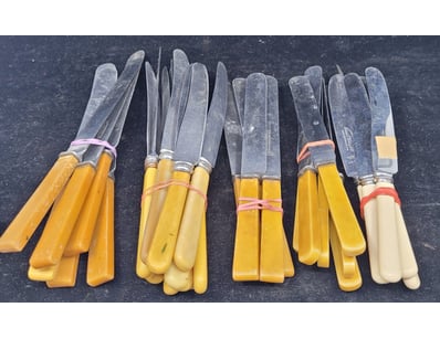 Antiques, Vintage & Interior Treasures (A1004) - Lot 576