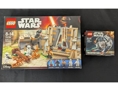 **UNRESERVED** COOKIE'S LIFETIME COLLECTION OF ... - Lot 675