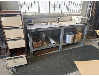 MOSTLY UNRESERVED Machining Engineering Warehou... - Lot 148