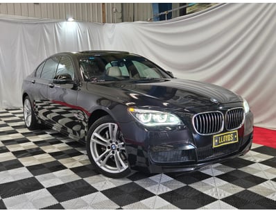 Passenger, Luxury & Commercial Vehicles Auction - Lot 810