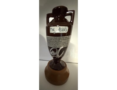 Mancave & Memorabilia (A983) - Lot 554