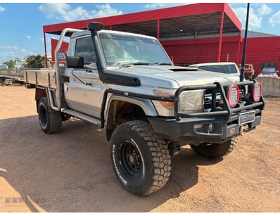 2009 Toyota Landcruiser 79 series 

Year: 2009
...