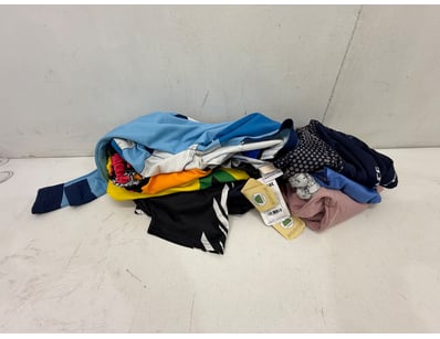 Entire Vintage Clothing Store Liquidation (ON11821) - Lot 57