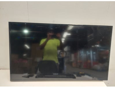 Home Entertainment, Audio & Computers (NSWA979) - Lot 2633