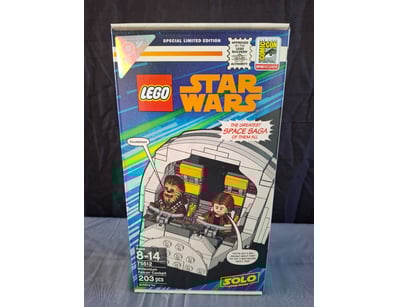 **UNRESERVED** LIFETIME COLLECTION OF LEGO PART... - Lot 116