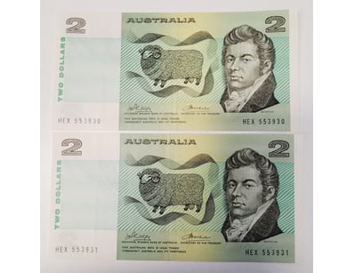 AUSTRALIAN $2 BANKNOTES, R85 (VF) 

CV : $30

...