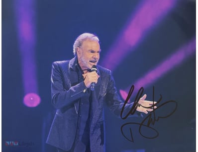 NEIL DIAMOND SIGNED PHOTO 

Neil Diamond Personall...