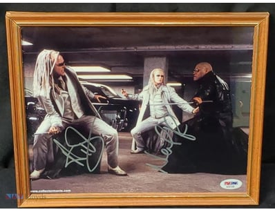 THIS ITEM IS A PROMOTIONAL PHOTOGRAPH FROM THE 200...