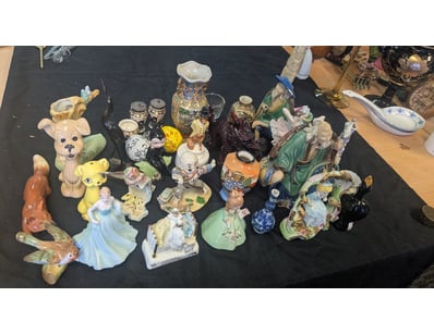 The Curio Collection (A1000) - Lot 1812