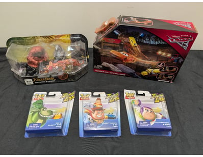 DISNEY PIXAR COLLECTIBLE TOY BUNDLE - CARS 3, TOY ...