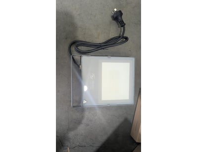 $1.5M Major Lighting & Accessories - Insurance C... - Lot 51