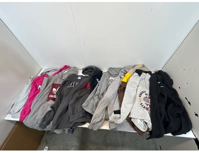 Entire Vintage Clothing Store Liquidation (ON11821) - Lot 99