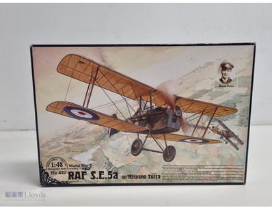 MATCHBOX/ITALERI

Item Size: Height: 1cm, Width: 1...