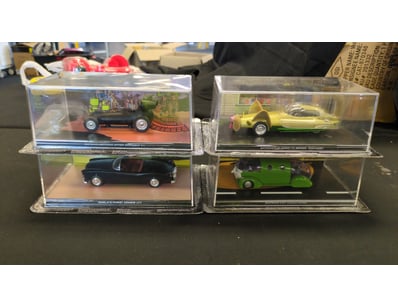 SET OF BATMAN CARS

Item Size: Height: 32cm, Wid...