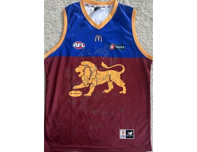 Mancave & Memorabilia (A979) - Lot 384