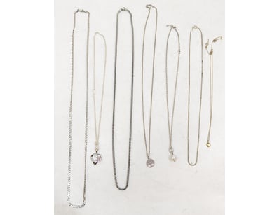 UNRESERVED Airport - Lost Property (A980) - Lot 282