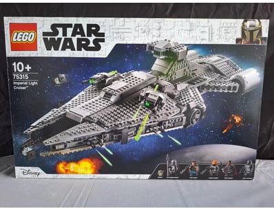 **UNRESERVED** LIFETIME COLLECTION OF LEGO PART... - Lot 243