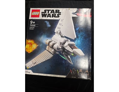 **UNRESERVED** COOKIE'S LIFETIME COLLECTION OF ... - Lot 503