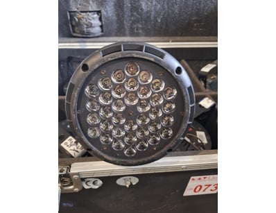 Yinwai, Led36, Wash Light, Quantity x 9

Sold as L...