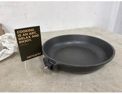 Unclaimed Freight (GCA1007) - Lot 301