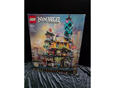 LEGO NINJAGO LEGACY CITY GARDENS SET 71741

Lego...