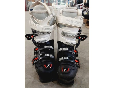 Head Next Edge men's ski boots.
Size: 24.5

