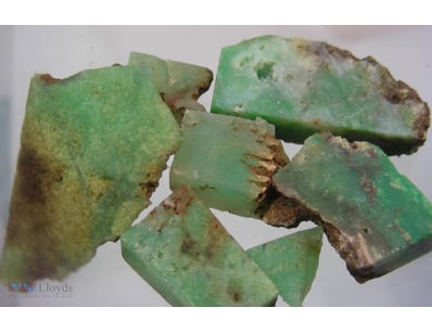 57GRAMS AUSTRALIAN GREEN CHRYSOPRASE        

Cond...