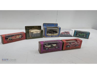 COLLECTION OF VINTAGE DIE-CAST MODEL VEHICLES - MA...