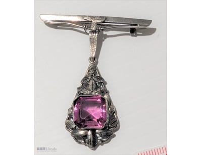 STERLING SILVER & PINK STONE VINTAGE BROOCH     

...